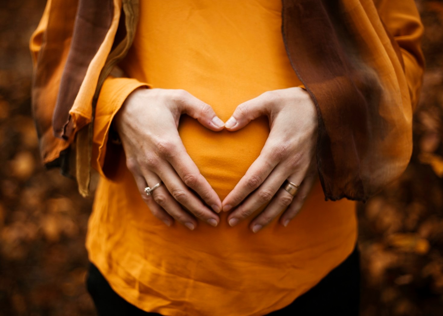 How to Find Support While Pursuing Motherhood